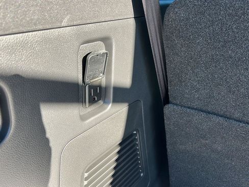 New 2026 Nissan Armada SL w/ Captain's Chari Seat Package image 12