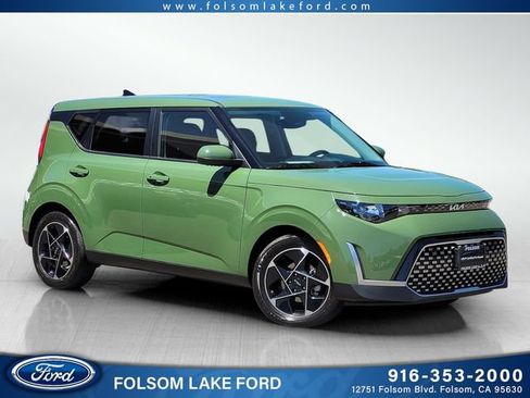 Used 2023 Kia Soul EX FWD image 1