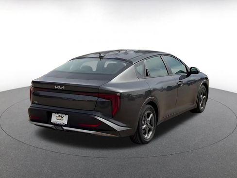 Used 2025 Kia K4 LXS image 14