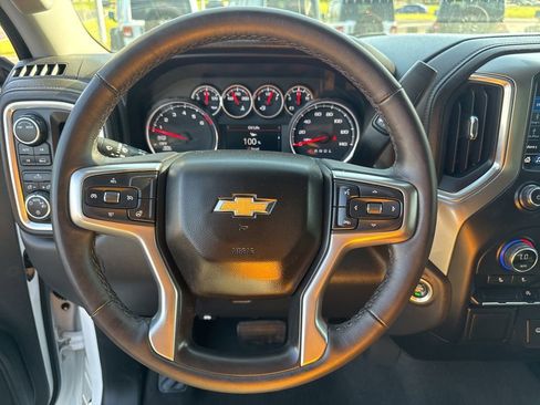 Used 2022 Chevrolet Silverado 1500 LT AWD/4WD image 49