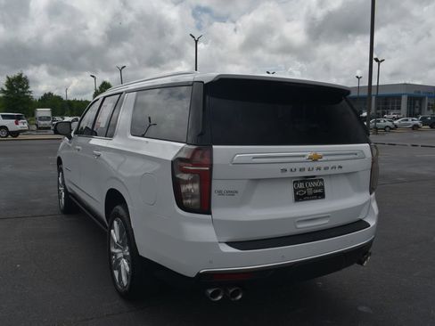 Used 2021 Chevrolet Suburban High Country w/ Premium Package AWD/4WD image 8