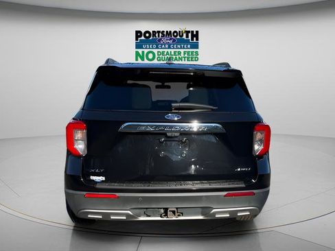 Used 2022 Ford Explorer XLT w/ Equipment Group 202A AWD/4WD image 27