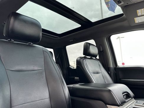 Used 2016 Ford F150 Lariat w/ FX4 Off-Road Package image 16