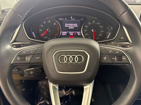 Used 2023 Audi Q5 2.0T Premium w/ Convenience Package AWD/4WD image 22