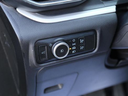 Used 2023 Ford Explorer XLT w/ Equipment Group 202A image 32