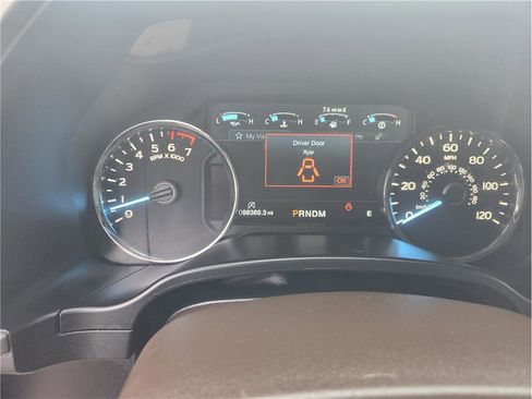 Used 2020 Ford F150 Lariat w/ Equipment Group 501A Mid image 19