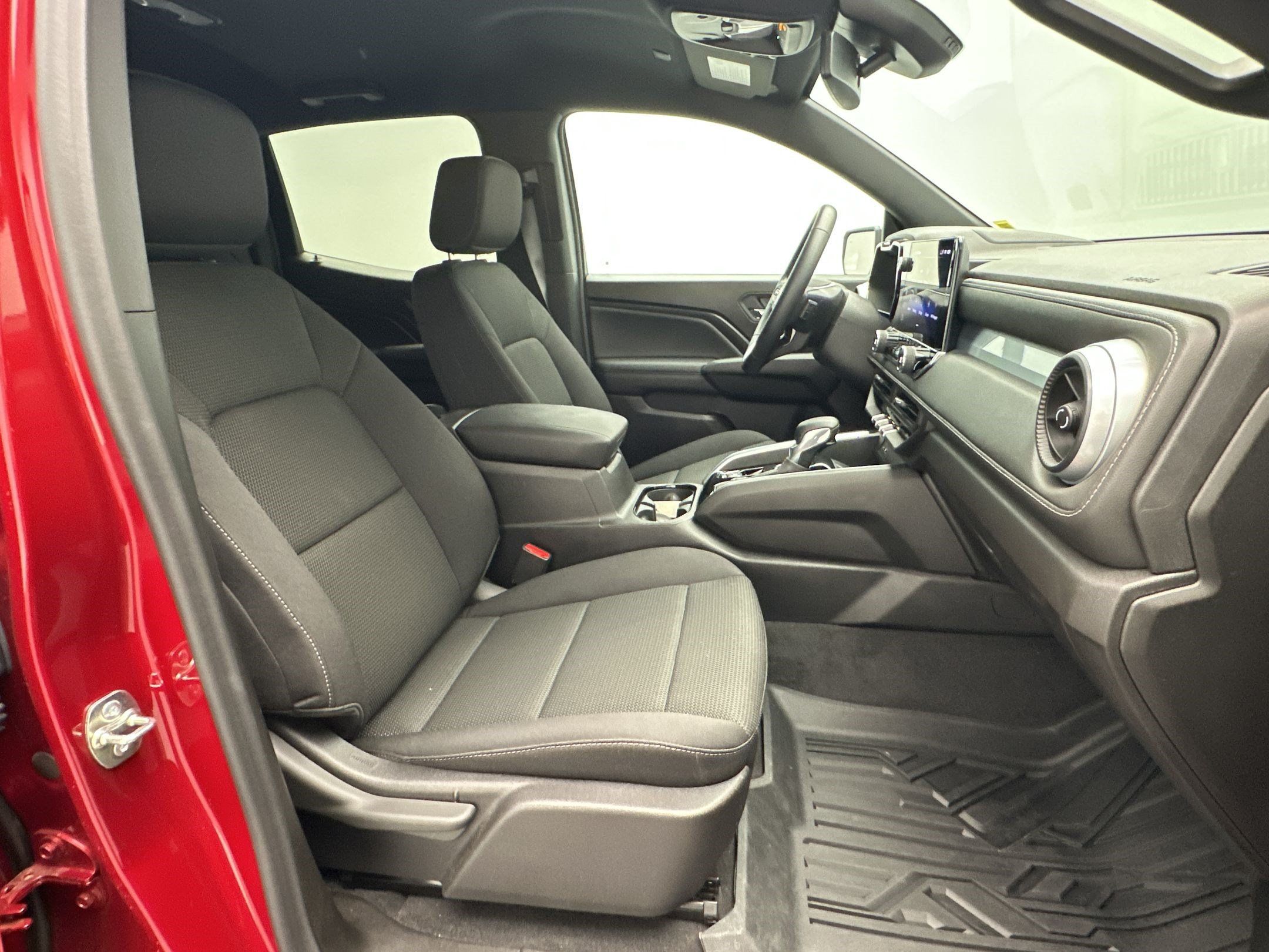 New 2026 Chevrolet Colorado LT w/ Advanced Trailering Package AWD/4WD image 22
