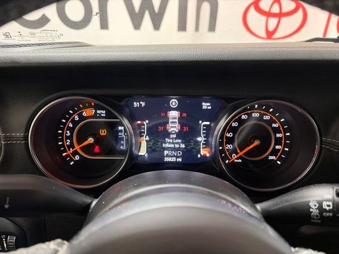 Used 2019 Jeep Wrangler Unlimited Sahara w/ Advanced Safety Group AWD/4WD image 30