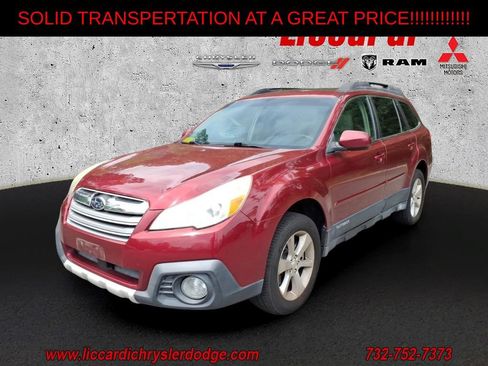 Used 2013 Subaru Outback 3.6R Limited w/ Moonroof Pkg AWD/4WD image 2