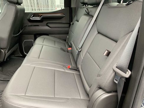 Certified 2022 Chevrolet Silverado 1500 LT Trail Boss w/ LT Trail Boss Premium Package image 26