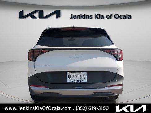 New 2026 Kia Sportage EX image 4