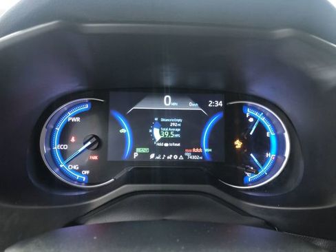 Used 2022 Toyota RAV4 Limited AWD/4WD image 18