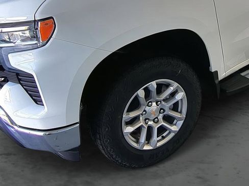 New 2026 Chevrolet Silverado 1500 LT w/ Z71 Off-Road Package image 7