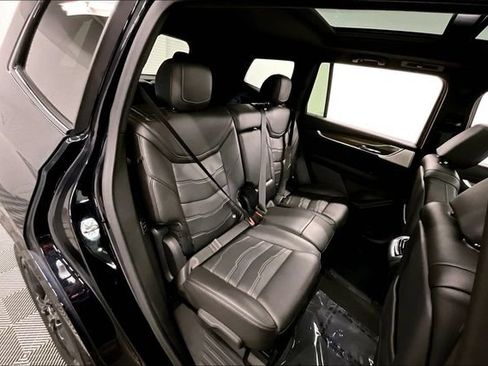 Used 2022 Cadillac XT6 Sport w/ Platinum Package AWD/4WD image 26