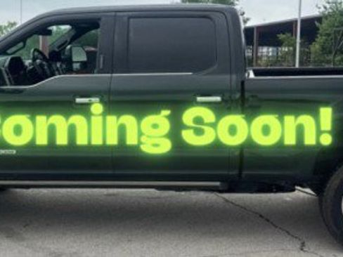 Used 2019 Ford F250 Platinum w/ FX4 Off-Road Package AWD/4WD image 3