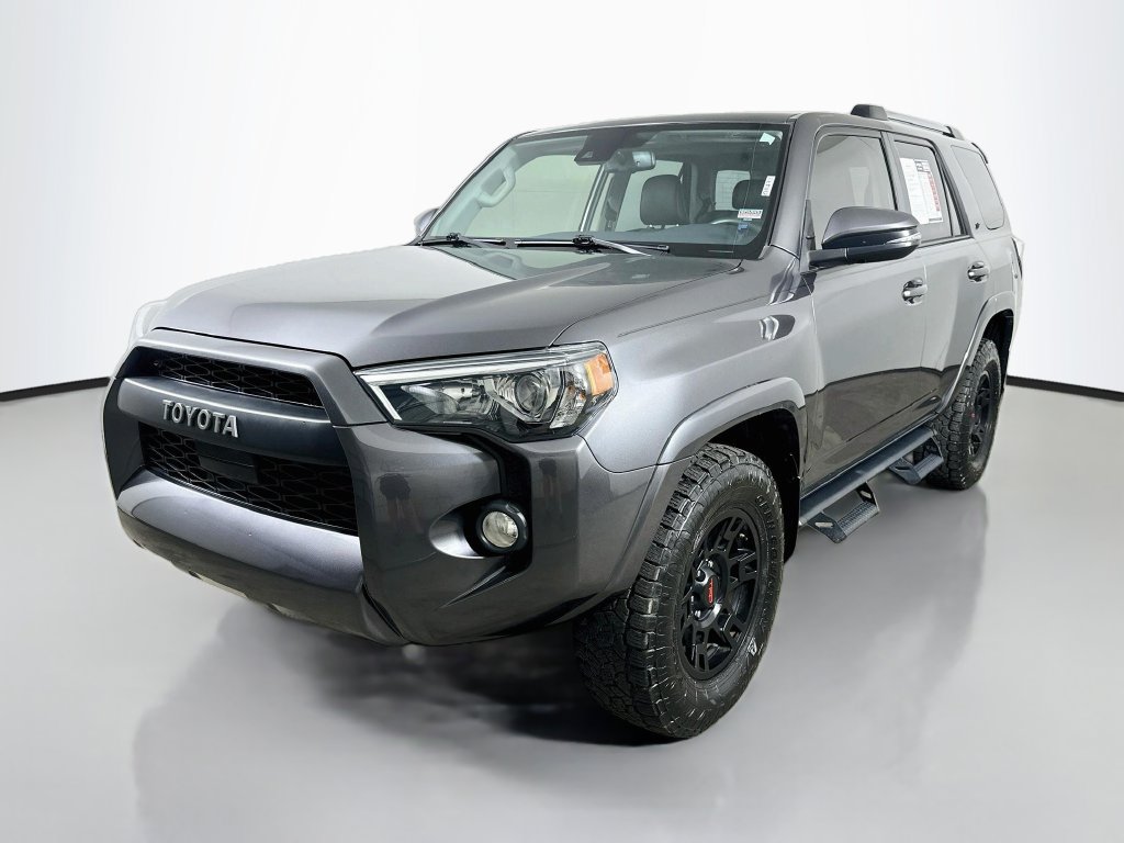 Used 2020 Toyota 4Runner SR5 Premium w/ Moonroof Package AWD/4WD image 3