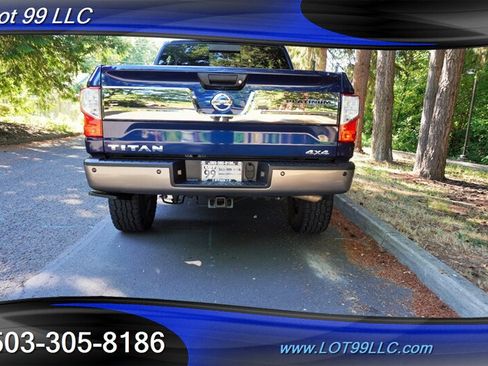 Used 2018 Nissan Titan Platinum Reserve w/ Platinum Utility Package AWD/4WD image 11