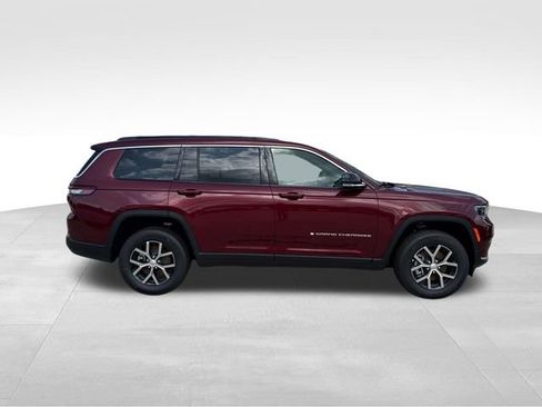 New 2025 Jeep Grand Cherokee L Limited w/ Luxury Tech Group II RWD image 24
