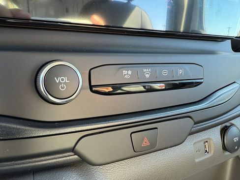 New 2026 Ford Transit 250 148 Medium Roof w/ Exterior Upgrade Package image 22