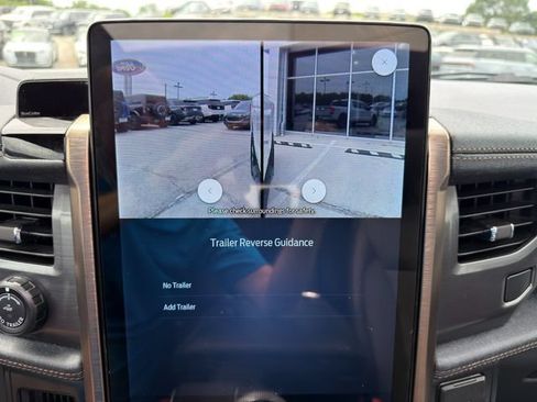 Used 2025 Ford F150 Lightning Lariat AWD/4WD image 34