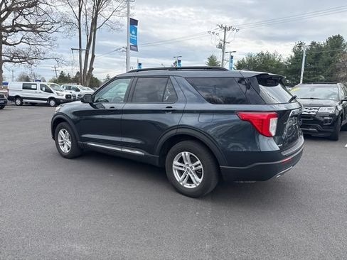 Certified 2022 Ford Explorer XLT w/ Equipment Group 202A AWD/4WD image 8