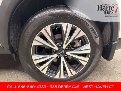 Certified 2023 Nissan Rogue SV image 44