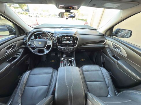 Used 2019 Chevrolet Traverse LT w/ LPO, Floor Liner Package FWD image 26