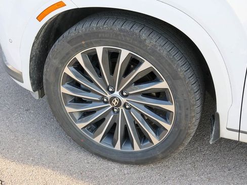 Used 2023 Hyundai Palisade Calligraphy w/ Winter Package image 7