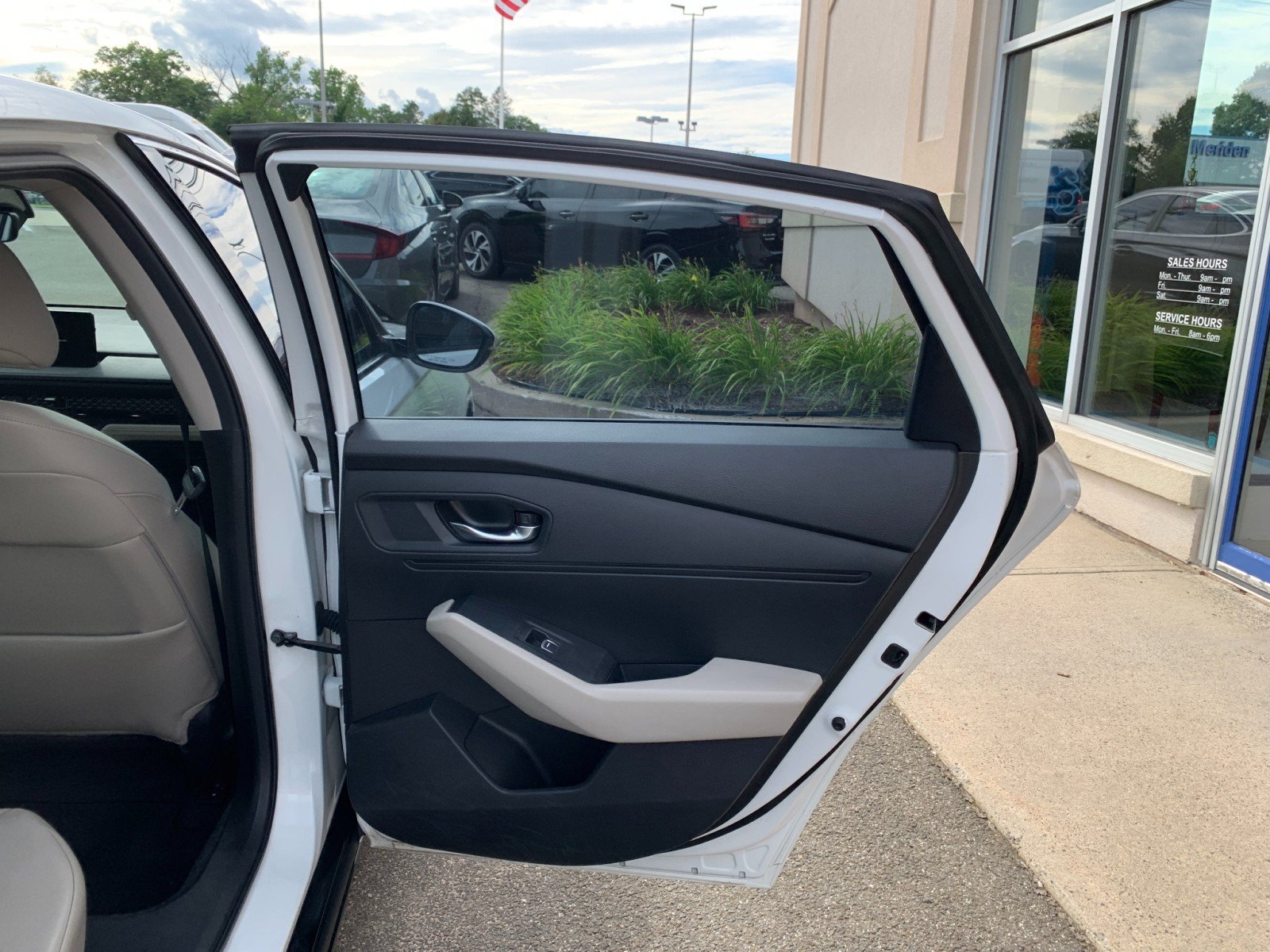 Used 2023 Honda Accord EX-L image 35