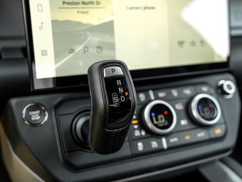 New 2026 Land Rover Defender 90 V8 AWD/4WD image 27