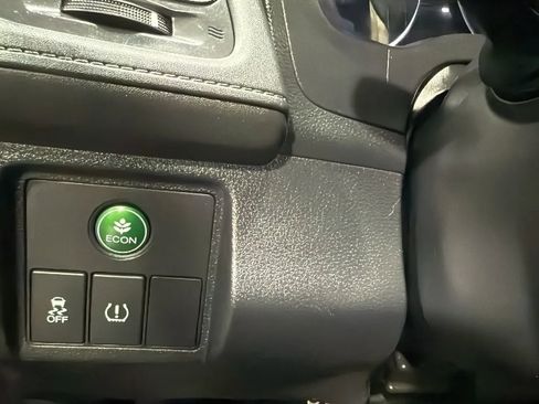 Used 2019 Honda HR-V Sport image 15