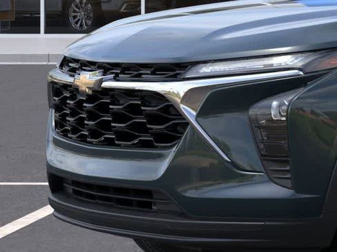 New 2026 Chevrolet Trax LS image 13