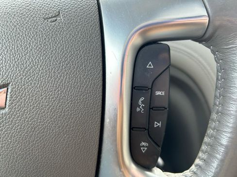 Used 2015 Chevrolet Traverse LTZ image 22