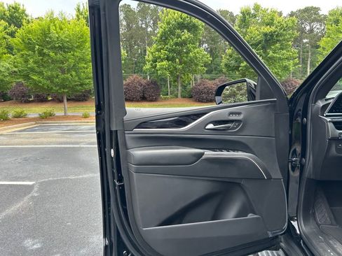 Used 2022 Cadillac Escalade ESV Sport w/ Touring Package AWD/4WD image 56