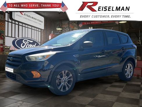 Used 2017 Ford Escape S FWD image 1