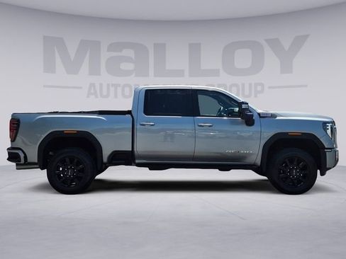 Used 2025 GMC Sierra 2500 AT4 w/ AT4 Premium Plus Package AWD/4WD image 6