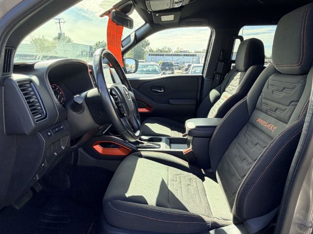 Used 2024 Nissan Frontier PRO-4X AWD/4WD image 16