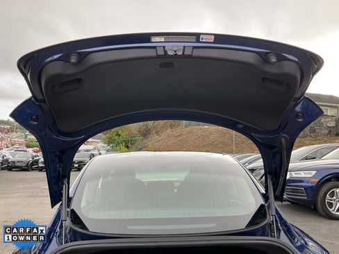 Used 2019 Tesla Model 3 Standard Range Plus image 9