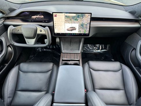 Used 2022 Tesla Model S image 22
