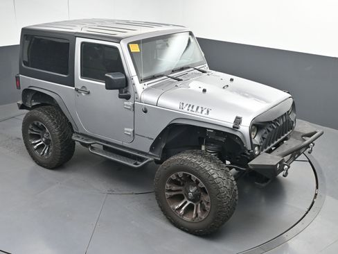 Used 2018 Jeep Wrangler Sport image 29