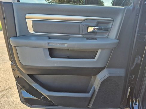 Used 2016 RAM 1500 Classic SLT image 41