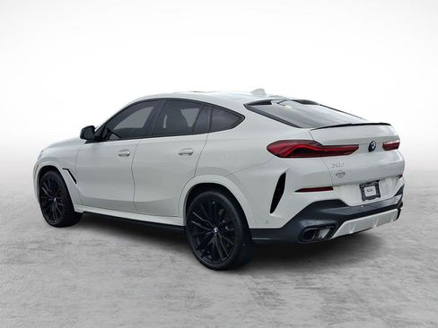 Used 2022 BMW X6 xDrive40i w/ Executive Package AWD/4WD image 4