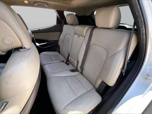 Used 2017 Hyundai Santa Fe Sport w/ 2.4L Tech Package 04 FWD image 20