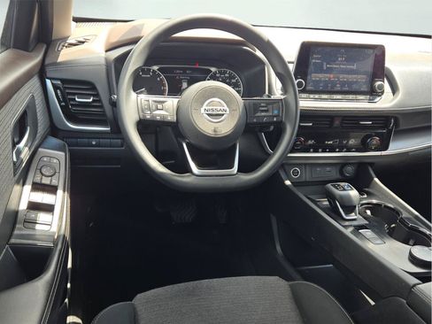 Used 2021 Nissan Rogue SV AWD/4WD image 45