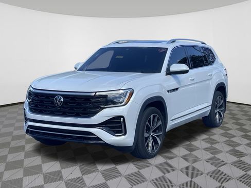 Used 2024 Volkswagen Atlas SEL Premium R-Line AWD/4WD image 2