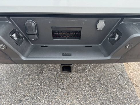 Used 2024 Ford F150 STX w/ Equipment Group 201A FX4 AWD/4WD image 15