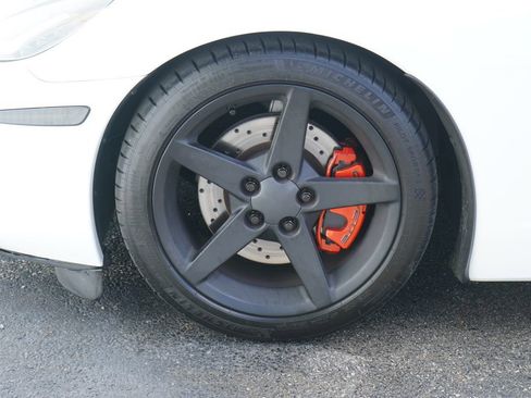 Used 2005 Chevrolet Corvette Convertible w/ Preferred Equipment Group RWD image 7