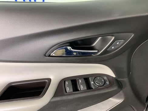 Used 2022 Chevrolet Equinox LS w/ LS Convenience Package FWD image 15