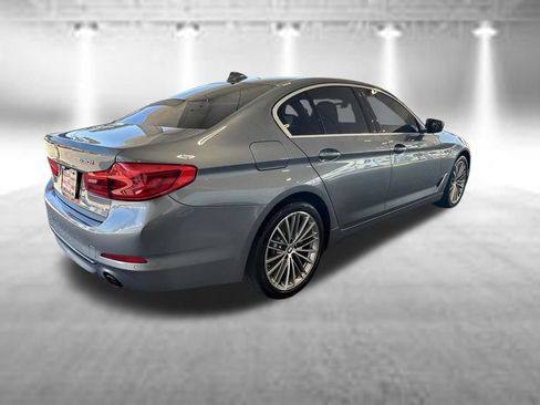Used 2020 BMW 530i w/ Convenience Package RWD image 4