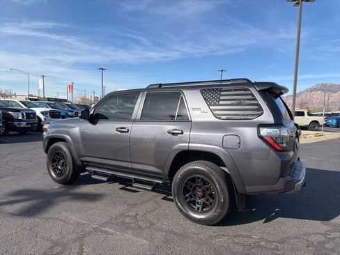 Used 2023 Toyota 4Runner TRD Off-Road Premium w/ Moonroof Package AWD/4WD image 9